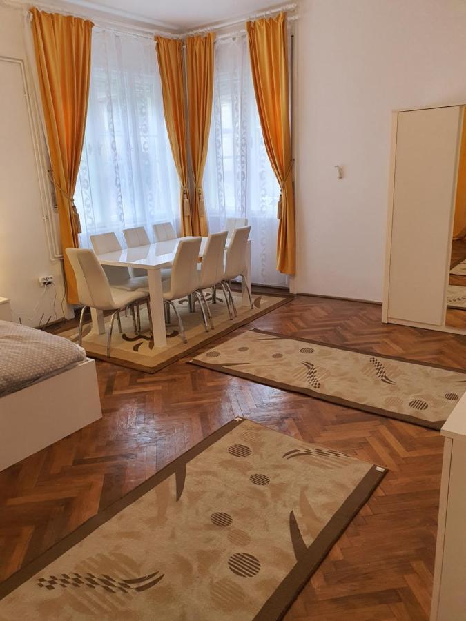 Apartament Enescu Timişoara Buitenkant foto