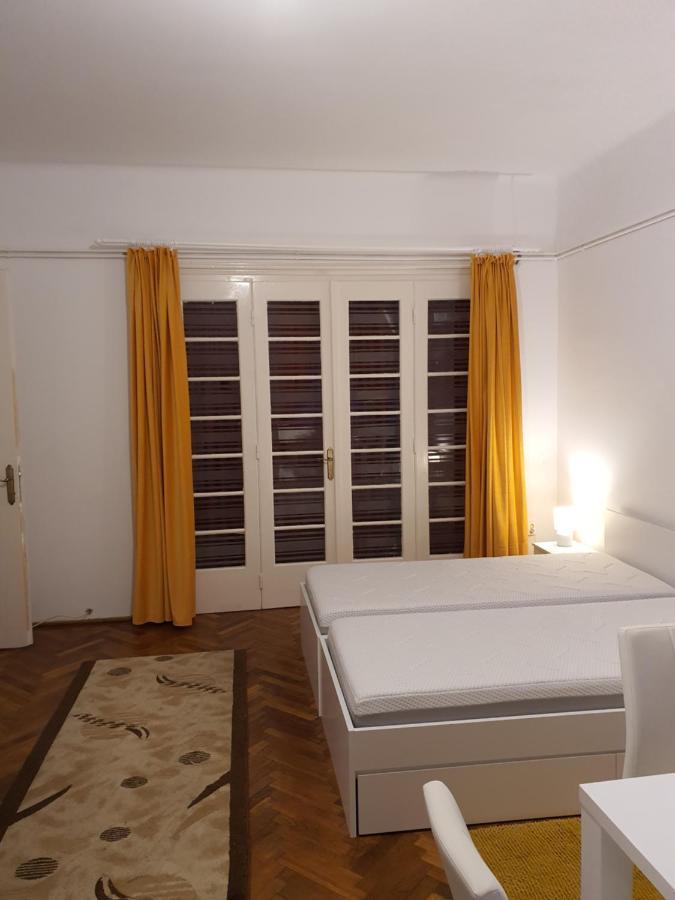 Apartament Enescu Timişoara Buitenkant foto