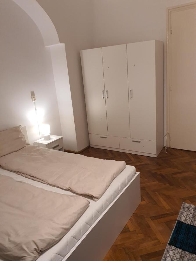 Apartament Enescu Timişoara Buitenkant foto